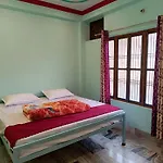 Satyam Guest House