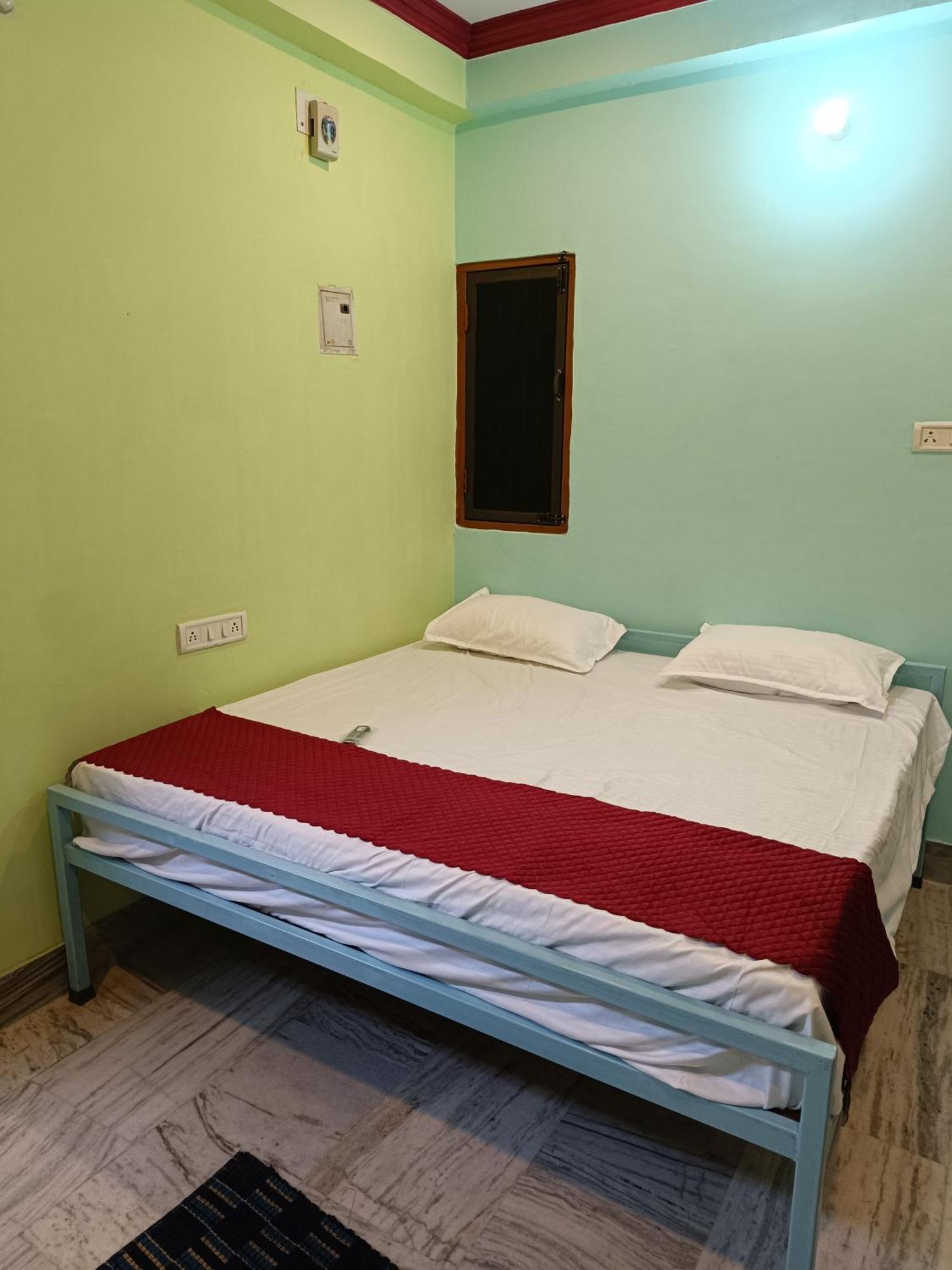 Satyam Guest house